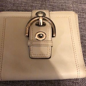 Coach Leather 💯wallet♥️